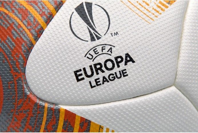 Футбольний м'яч Adidas Europa League OMB, артикул: BQ1874