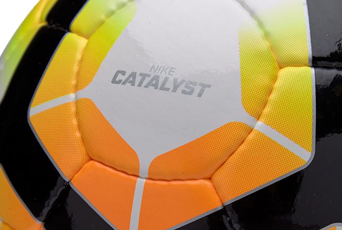 Футбольний м'яч Nike Catalyst 2017, артикул: SC2968-100 фото 2